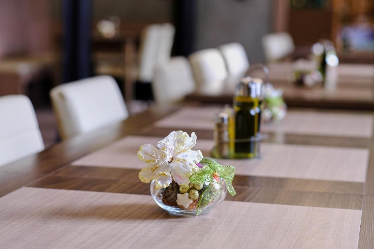 Hotel Gtc 3* Superior Bilovec Экстерьер фото